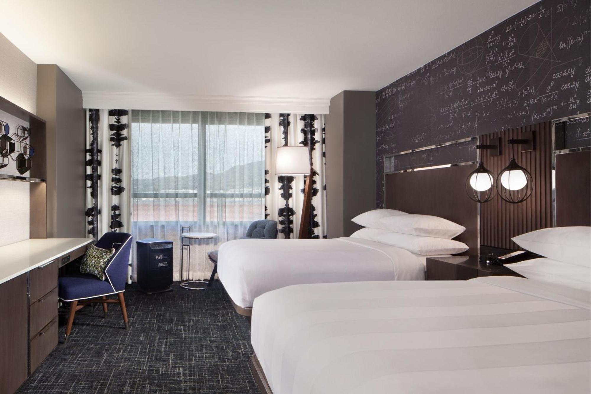 Hotel Marriott Silicon Valley 3*